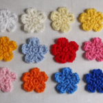 かぎ編みで編んだ花